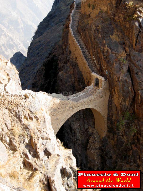 Yemen - Shahara Bridge - 04.jpg